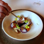 Le Meurice - Fins coquillages ouverts à cru au corail d’oursin, gelée de chou rouge relevée au genièvre by Food Snob