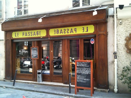 Le Passage via Facebook