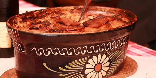 Baeckeoffe in a traditional Soufflenheim dish