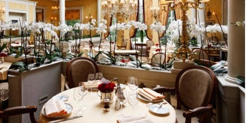 Lasserre restaurant in Paris via restaurant-lasserre.com | parisbymouth.com