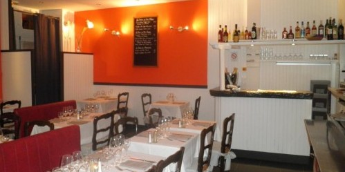 Le Petit Chablisien restaurant in Paris via Facebook | parisbymouth.com