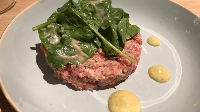 Veal tartare at Le Villaret restaurant in Paris