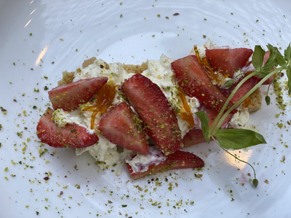 Macéo PARIS BY MOUTH