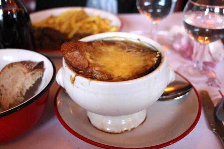 Bouillon République onion soup