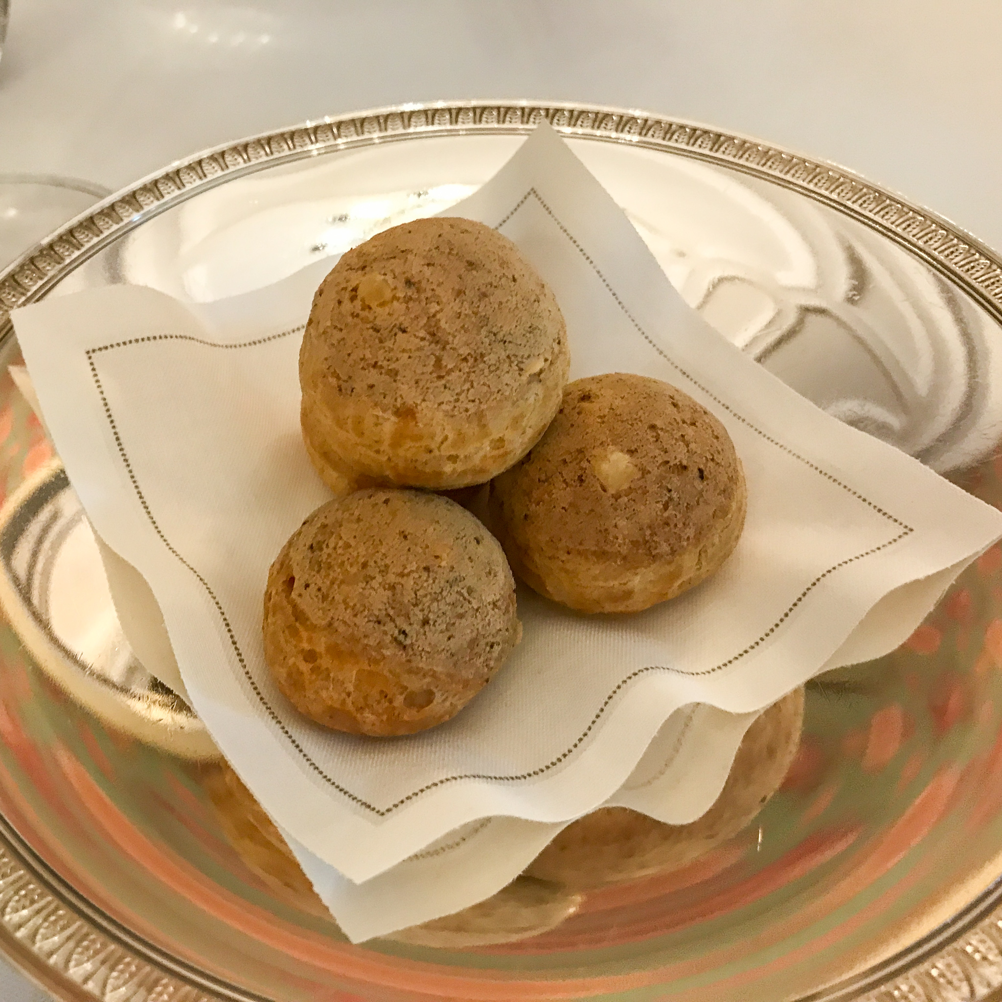 Gougères at Le Clarence restaurant in Paris