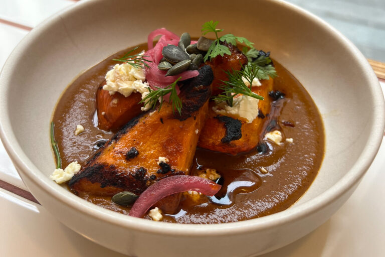 Comer Mexican restaurant in Paris with gluten free and vegetarian and vegan options