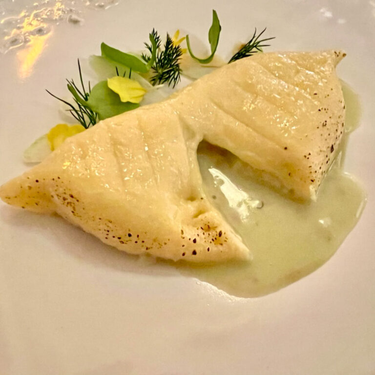 Granite restaurant in Paris