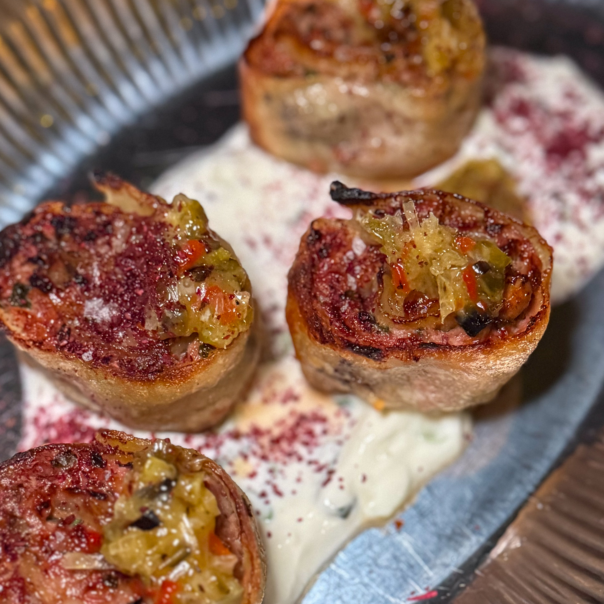 Arayes Lubnani — lamb flatbread at Zoutra, Paris 18th arrondissement
